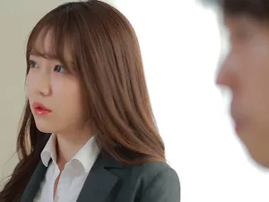 Một chuyện tình bí mật với má của thằng bạn cho đến khi vào đại học