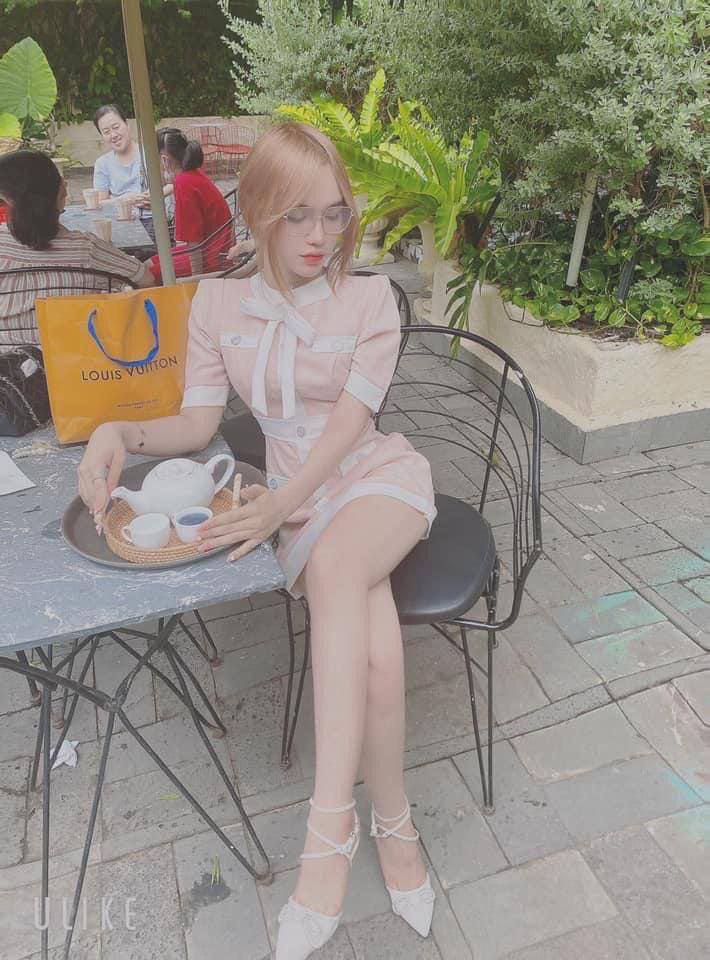 Anh xã đưa bồ trẻ về ăn vụng tại nhà mà bà xã không hề hay biết